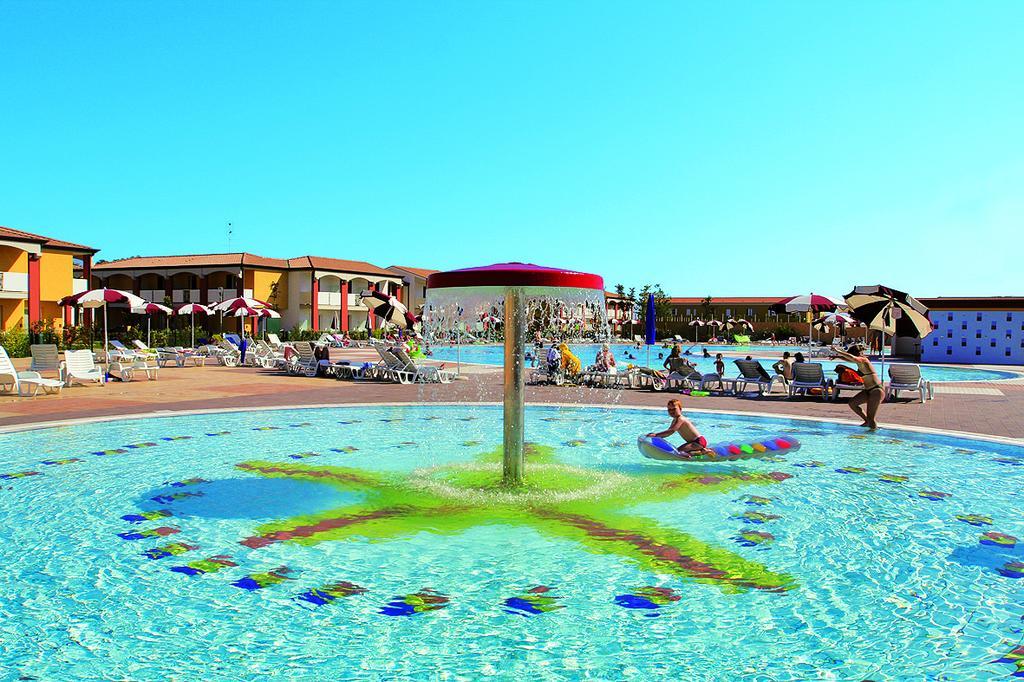 Villaggio Ai Pini Duna Verde Exterior photo